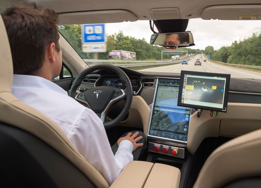 Bosch и TomTom разрабатывают карты для систем автономного вождения